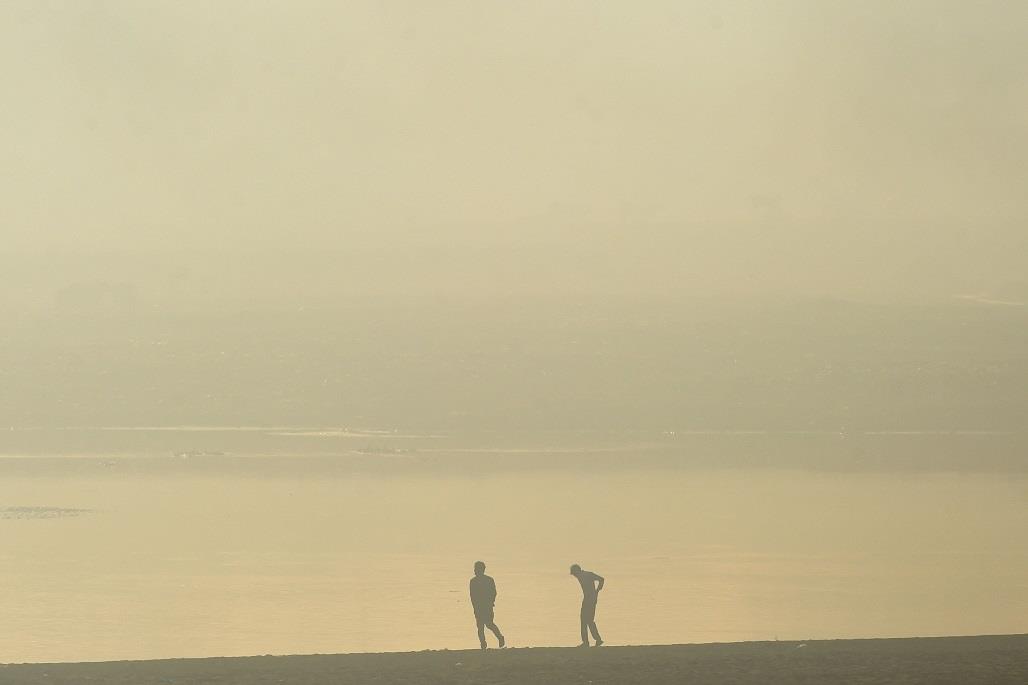 巴基斯坦拉合尔持续遭遇严重雾霾天气