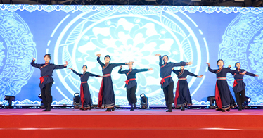 学院举办2025级迎新晚会