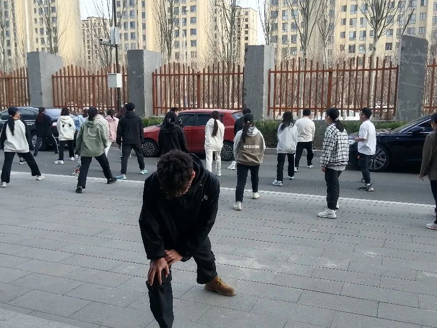 微信图片_20250515203820.jpg