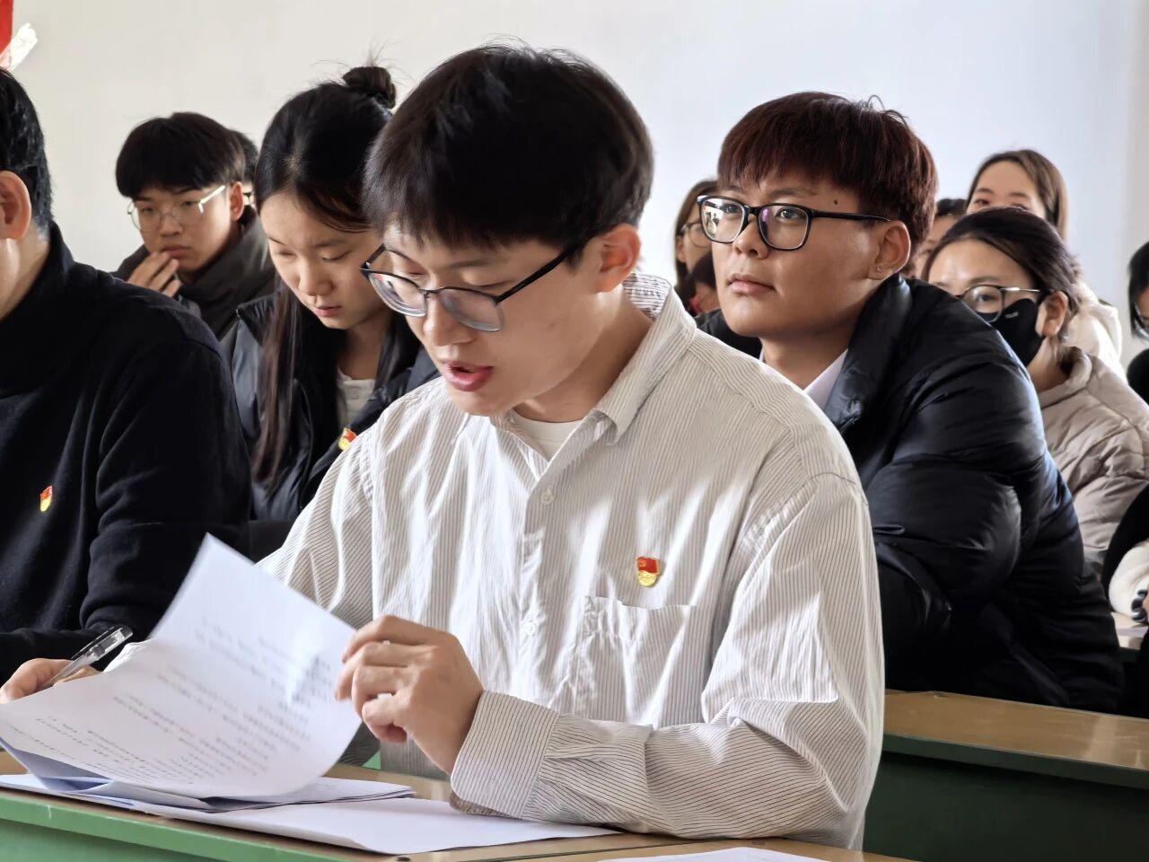 微信图片_2025-12-23_200159_318.jpg 微信图片_2025-12-23_200159_318.jpg